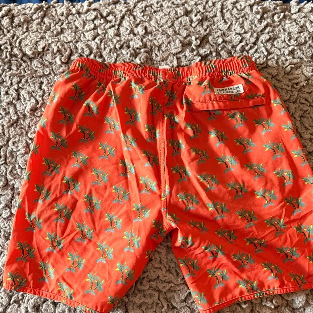**🌊 For Sale: Fair Harbor Swim Trunks Set - Like New! 🌞**